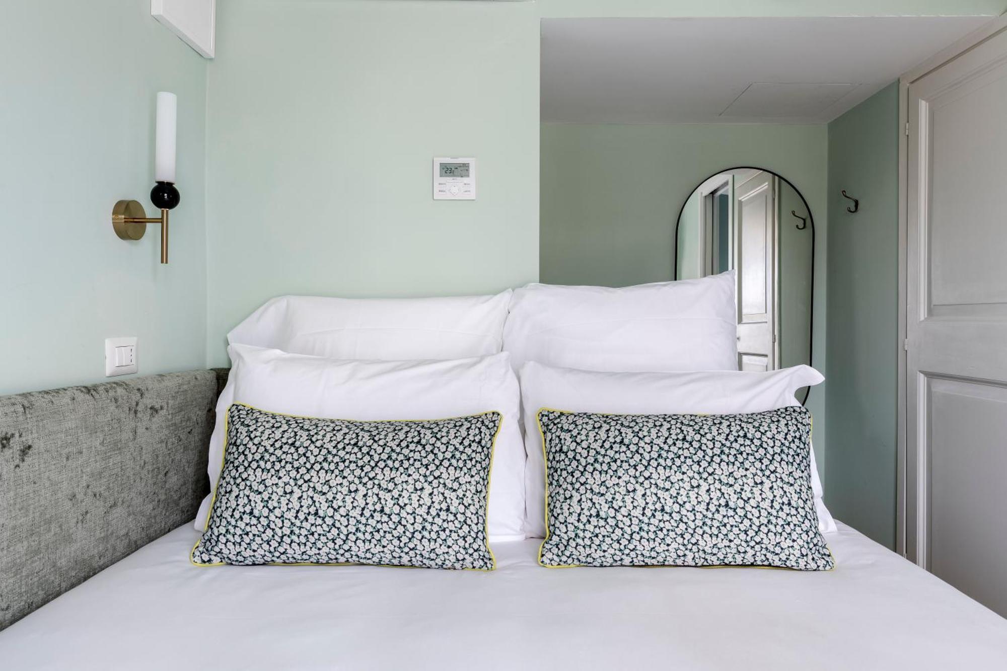 Numa Portico Apartahotel 4*